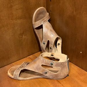 BedStu leather tan sandals size 9